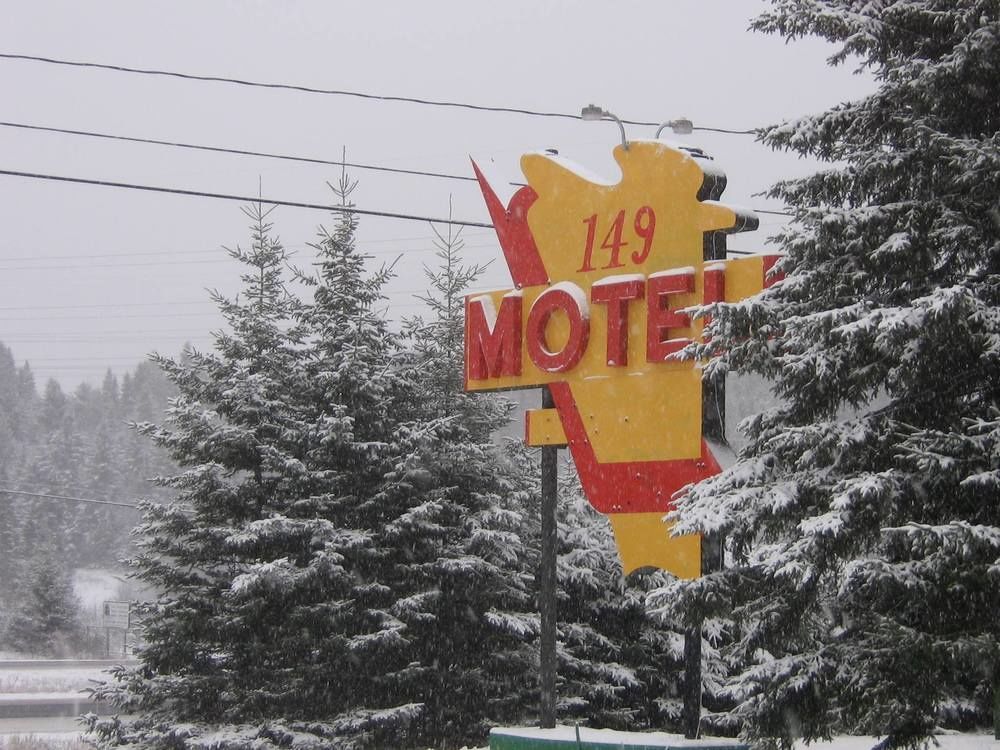 Motel 149 มงต์-ทร็องบล็องต์ ภายนอก รูปภาพ