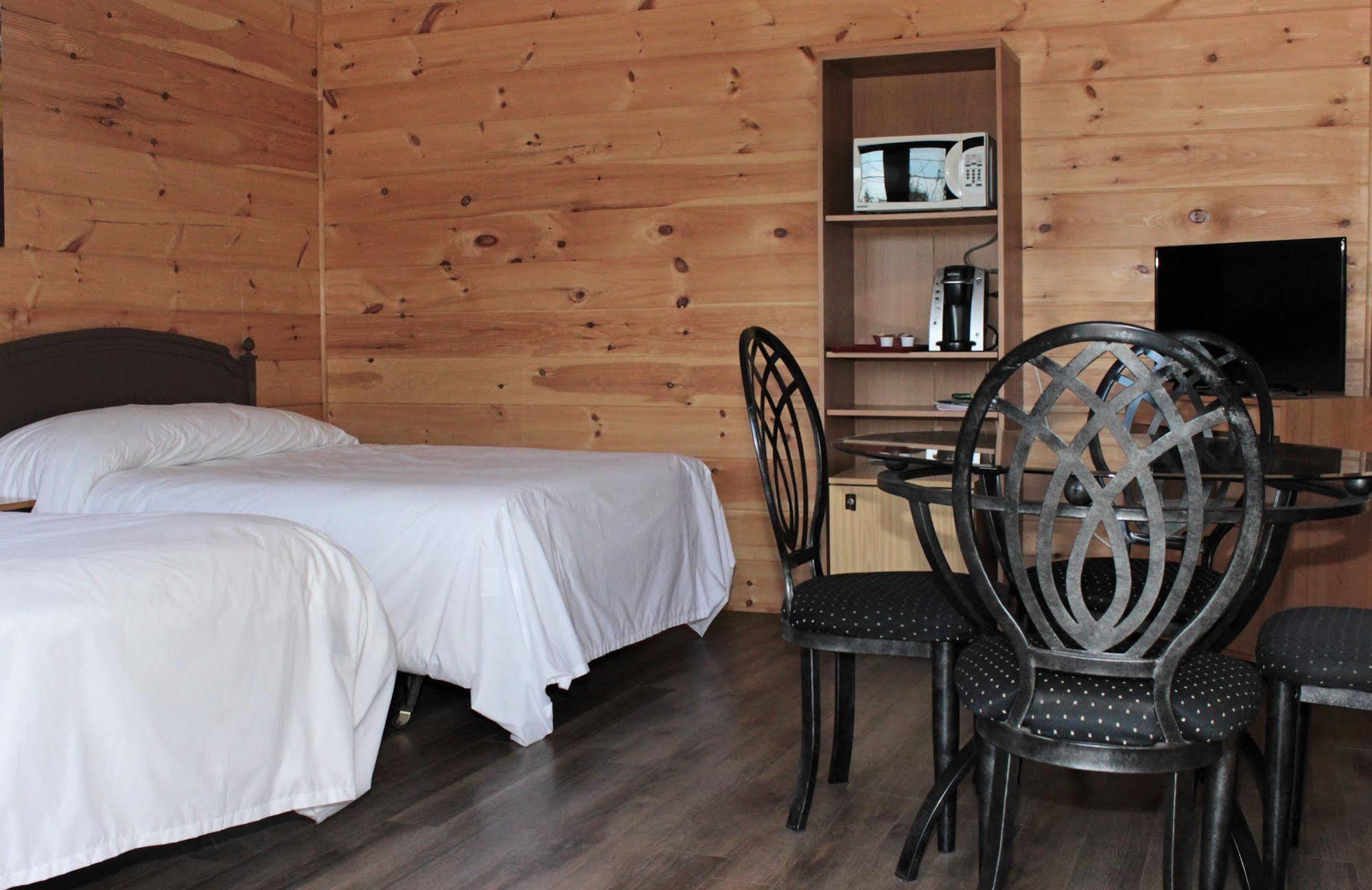 Motel 149 มงต์-ทร็องบล็องต์ ภายนอก รูปภาพ